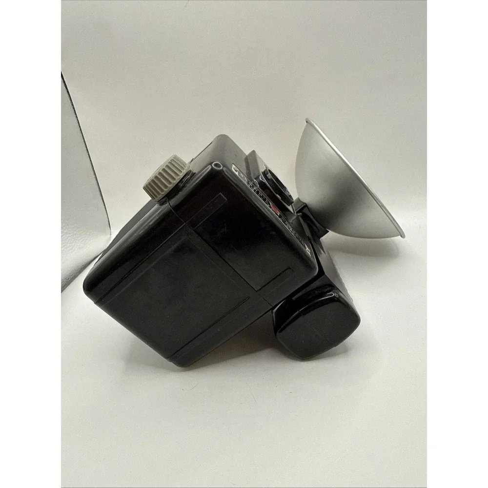 Antique Vintage Kodak Brownie Hawkeye Camera Flash‎ Model